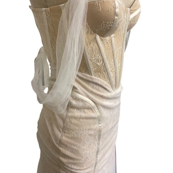 Miss Circle XS Sheer Lace Corset Dress With Detachable Sleeves - Picture 6 of 15